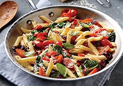 Mix Pasta With Tomato Olive sauce